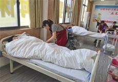 安徽廬江：病患陪護(hù)服務(wù)競(jìng)賽