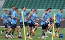 阿根廷隊(duì)進(jìn)行賽前訓(xùn)練