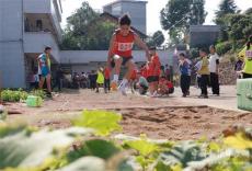 湖南漣源：舉行第十四屆中小學(xué)生田徑運(yùn)動會