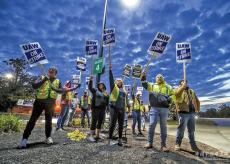 8700工人加入罷工 福特最賺錢車廠停產