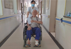 寧遠(yuǎn)縣中醫(yī)醫(yī)院：實(shí)行陪檢服務(wù)，優(yōu)化營商環(huán)境