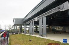 距今2000多年的?；韬顒①R主墓面向公眾開放