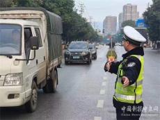 藍(lán)山公安交警圓滿完成元旦假期交通安保工作