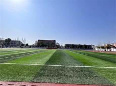 投資400萬元！沅江市共華鎮(zhèn)初級中學(xué)體育運動場竣工