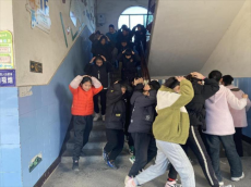 湖北京山市坪壩鎮(zhèn)小學(xué)開展消防應(yīng)急疏散演練