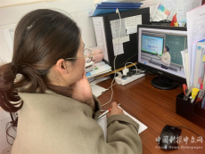 荊門市李容名師工作室線上開展教學(xué)研討活動(dòng)。