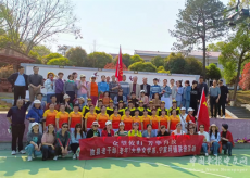 采風接踵而至? 山村尚美而歡