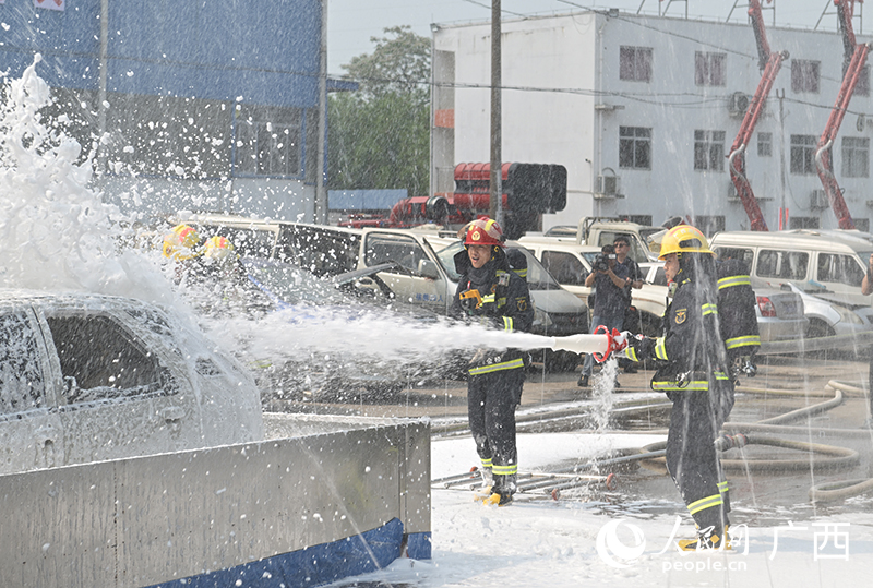 觀摩會現(xiàn)場。人民網(wǎng) 雷琦竣攝