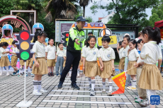 浙江湖州：社區(qū)舉辦“有禮市集” 推進基層文明建設