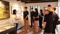 湖南師大體育學(xué)院暑期社會(huì)實(shí)踐團(tuán)參觀賀綠汀故居