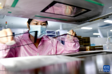 7月份中國(guó)經(jīng)濟(jì)運(yùn)行總體平穩(wěn)、穩(wěn)中有進(jìn)