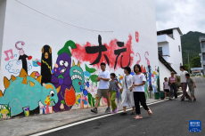 田野上的藝術(shù)樂(lè)園