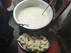 芭蕉油炸粑，故鄉(xiāng)的味覺記憶