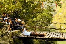 黔東南州攝影家協(xié)會赴重安江開展秋季采風(fēng)創(chuàng)作活動 ? ??