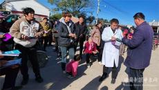 民權(quán)縣野崗鎮(zhèn)衛(wèi)生院開(kāi)展“世界艾滋病日”宣傳服務(wù)活動(dòng)