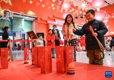 “過(guò)年——春節(jié)主題展”在京開(kāi)展