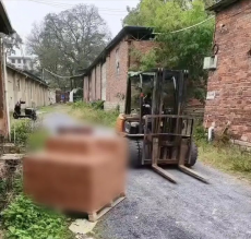 僅憑一張照片，福建永安警方查獲千箱假酒