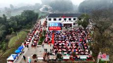 多彩年俗鬧新春|殺年豬吃刨湯 家家戶戶來(lái)幫忙