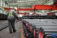 內(nèi)蒙古烏蘭浩特：趕制訂單生產(chǎn)忙