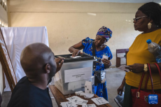 加蓬總統(tǒng)選舉投票開始