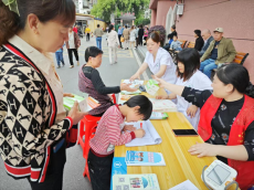 守護(hù)全齡健康?珠暉區(qū)開展全國預(yù)防接種日主題宣傳活動(dòng)