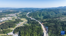 貴平高速公路建設(shè)進(jìn)入沖刺階段