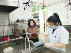 貴州錦屏：開展學(xué)校飲用水檢測(cè) 為高考保駕護(hù)航