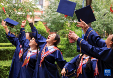 “銀齡”學(xué)員迎來畢業(yè)季