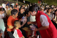 雙節(jié)游園話平安！衡南縣云集街道織密民生防護(hù)網(wǎng)