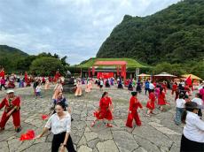 “雙節(jié)”假期，張家界黃龍洞參與沉浸式文旅體驗受追捧