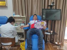 貴州桐梓：“國(guó)慶中秋“期間獻(xiàn)血熱情不減