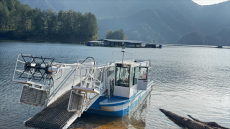 福建永安：首艘專業(yè)垃圾清理船“科巖凈瀾號”投用