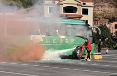 珠暉區(qū)開展2025年道路旅客運(yùn)輸交通事故應(yīng)急處置演練